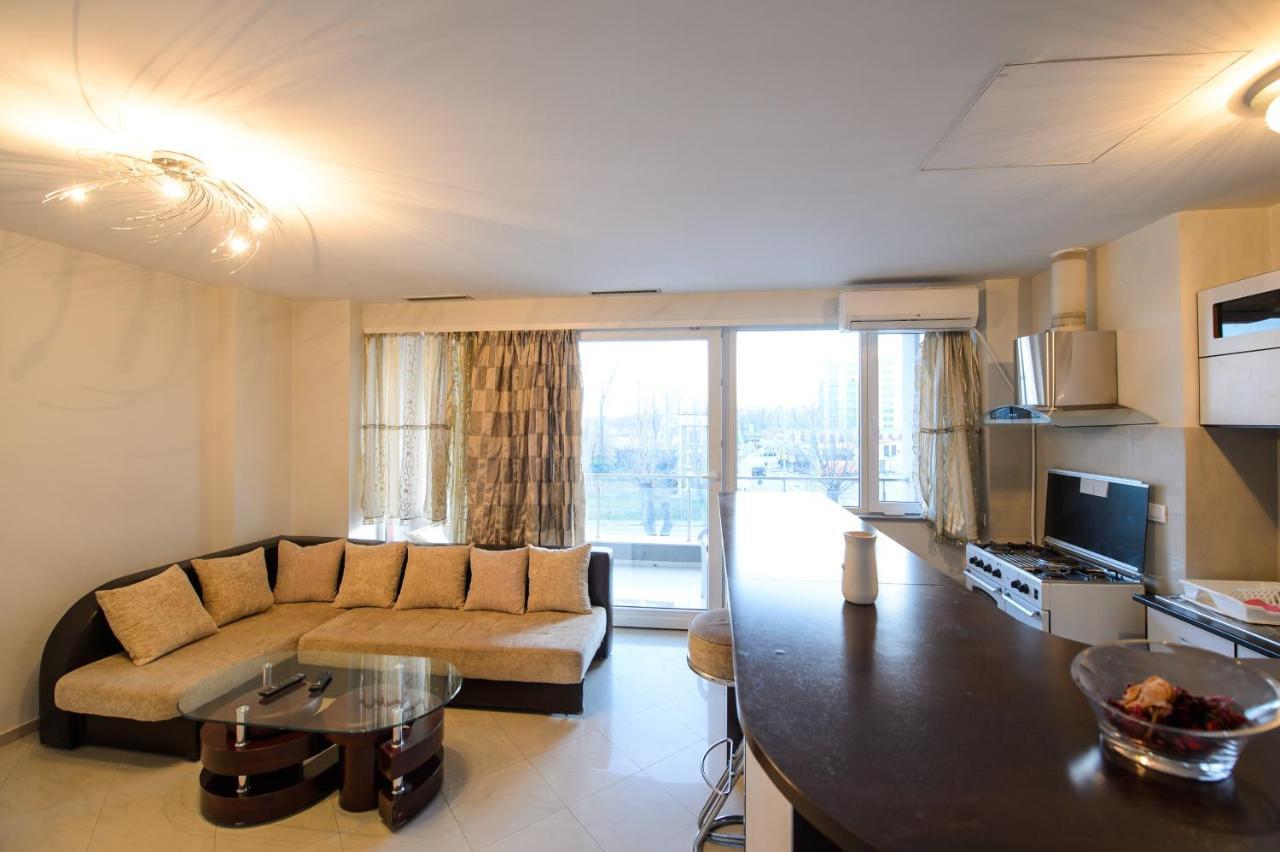 Coralia Luna Park Apartments ママイア エクステリア 写真